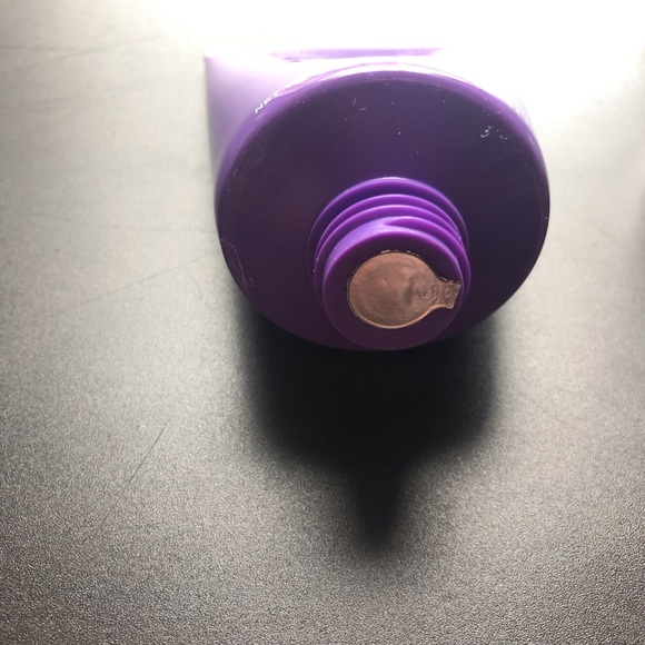 GLAMGLOW GravityMud - Picture 2 of 3